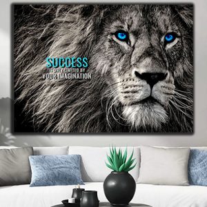 A-47 תמונה של פני אריה עם משפט השראה