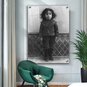 422 – תמונה של הרבי מליובאוויטש כילד בשחור לבן
