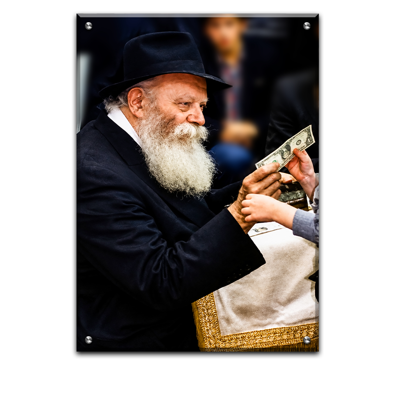 324 - תמונה של הרבי מלויבאוויטש מחלק שטר של ברכה