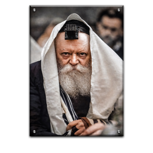 439 – תמונה של הרבי מליובאוויטש עטוף טלית במבט חודר