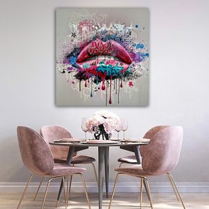 LF-92 תמונת גרפיטי של שפתיים על על זכוכית או קנבס