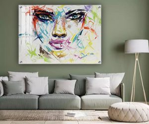 W-73 – ציור של אישה צבעונית להדפסה על קנבס או זכוכית מחוסמת